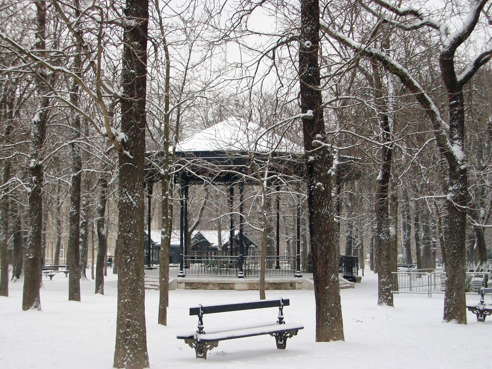 accb3-paris_neve2
