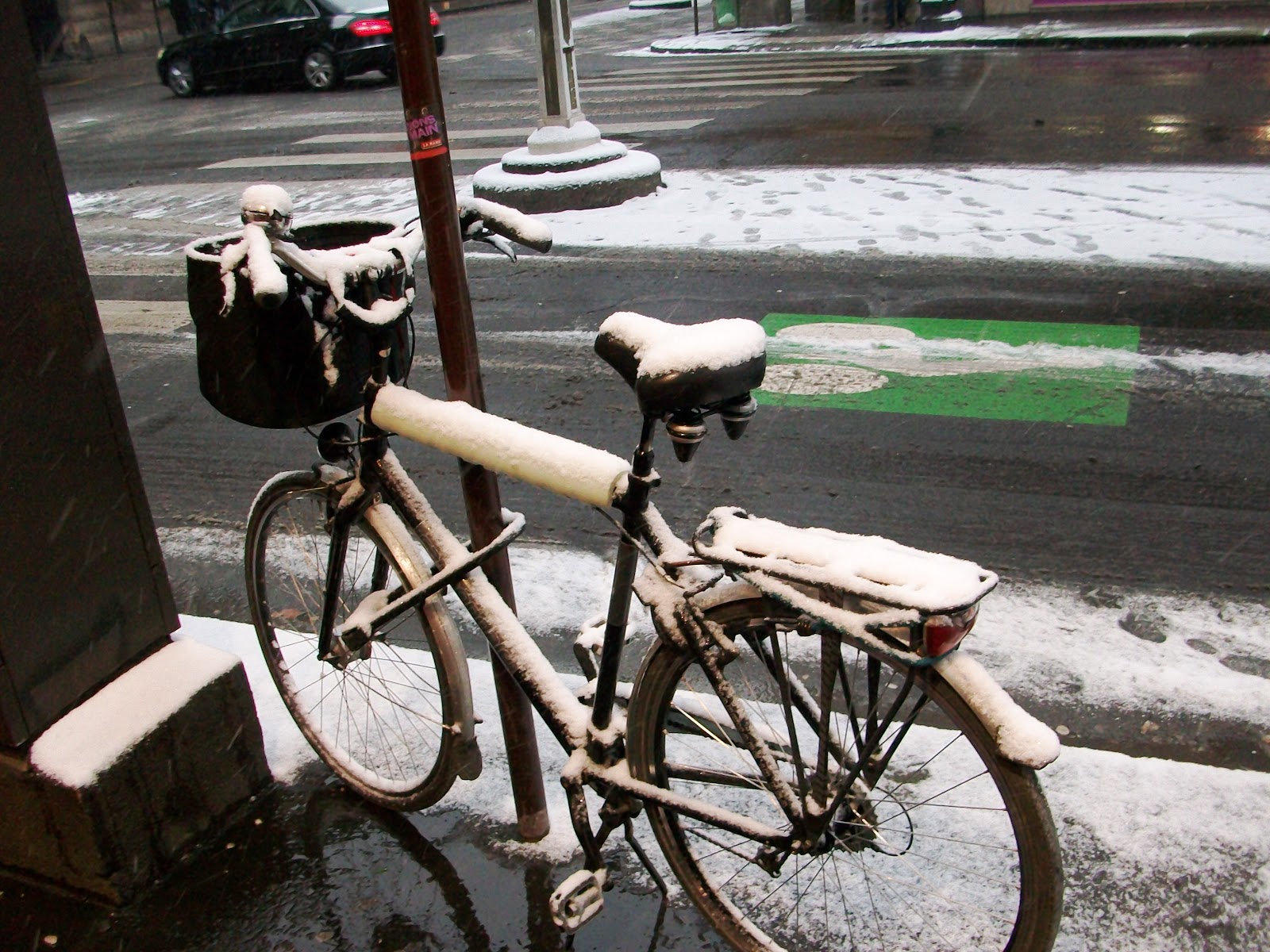 d47bf-paris_neve6