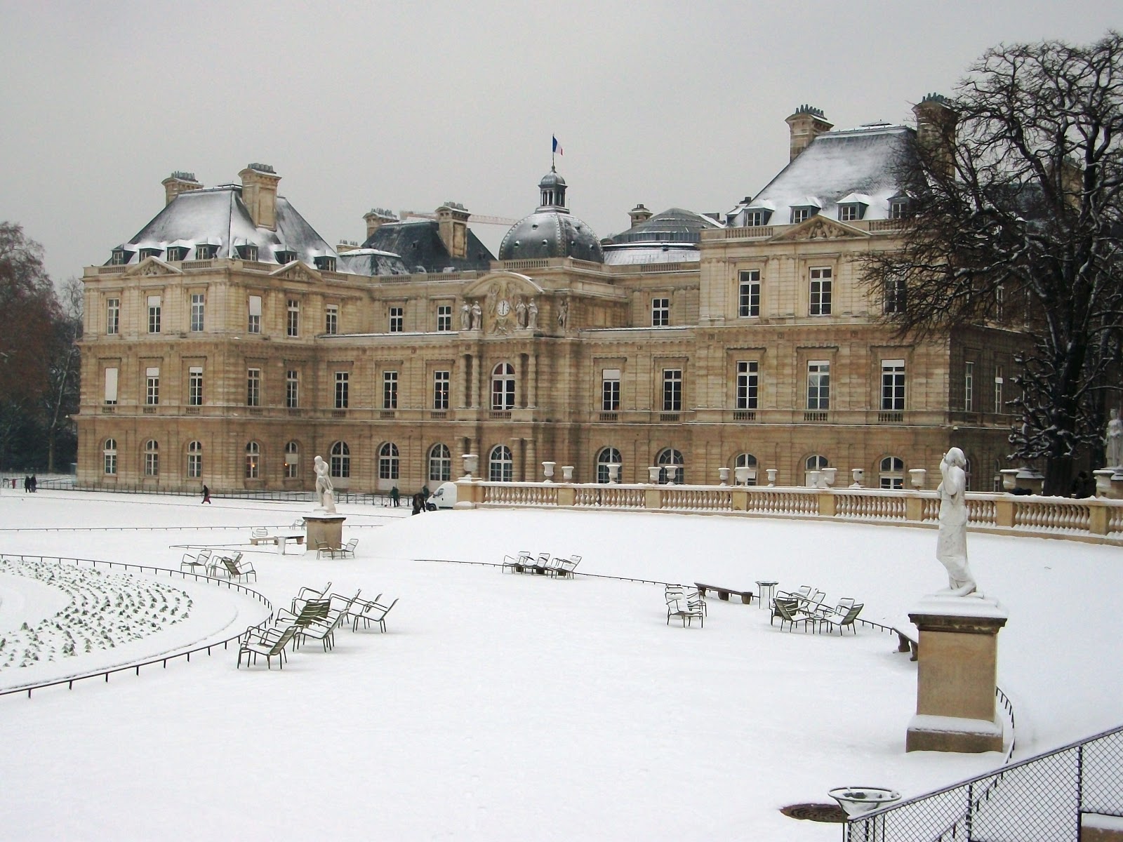 f2165-paris42
