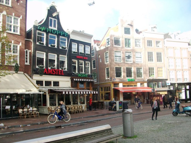 100_9562