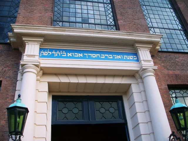 100_9656