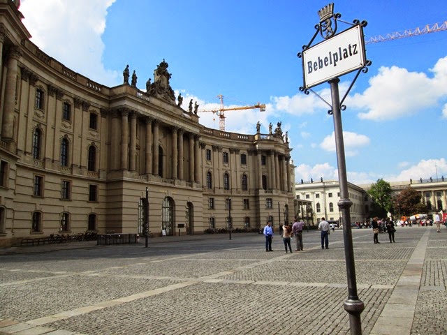 9646a-berlim25282082529