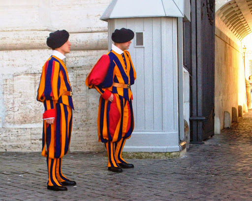 O Vaticano, passo a passo
