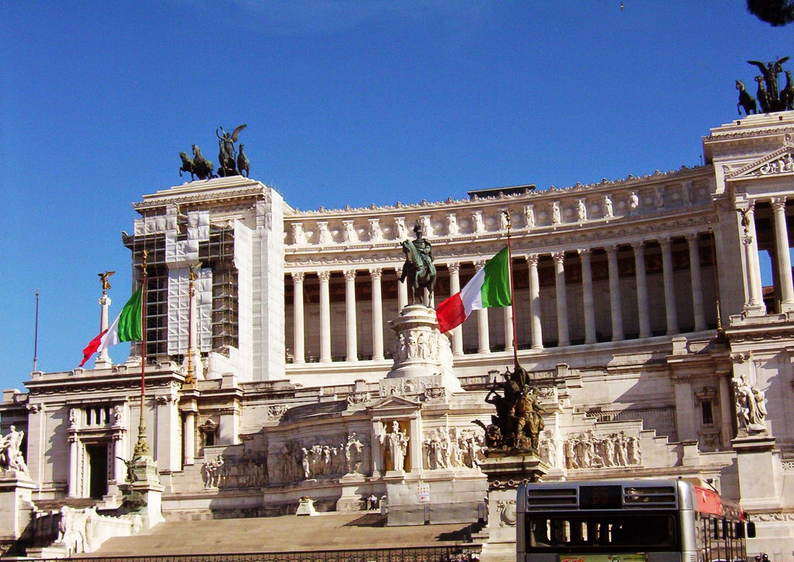 124c6-piazza2bvenezia