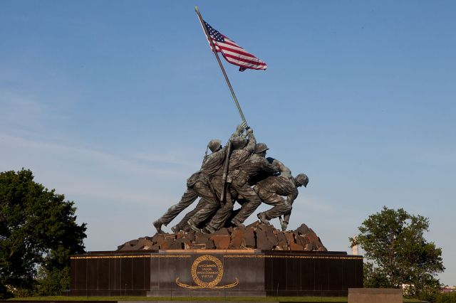 Marine_Corps_War_Memorial