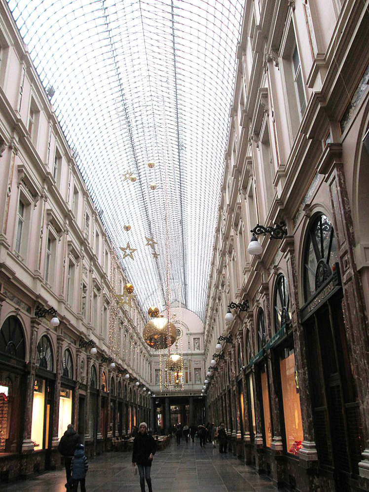 bruxelas-Galeries Royales St-Hubert.jpg