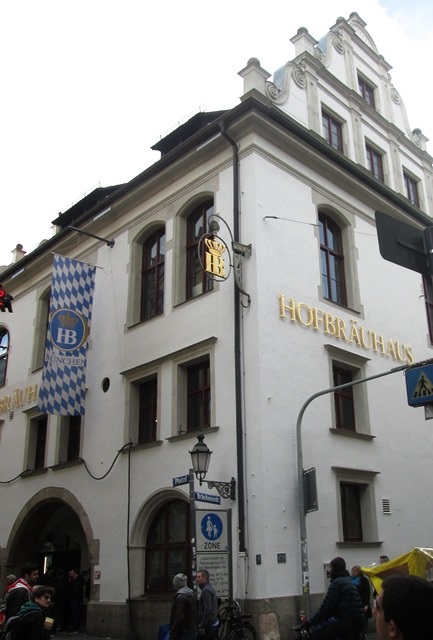 Hofbräuhaus.jpg