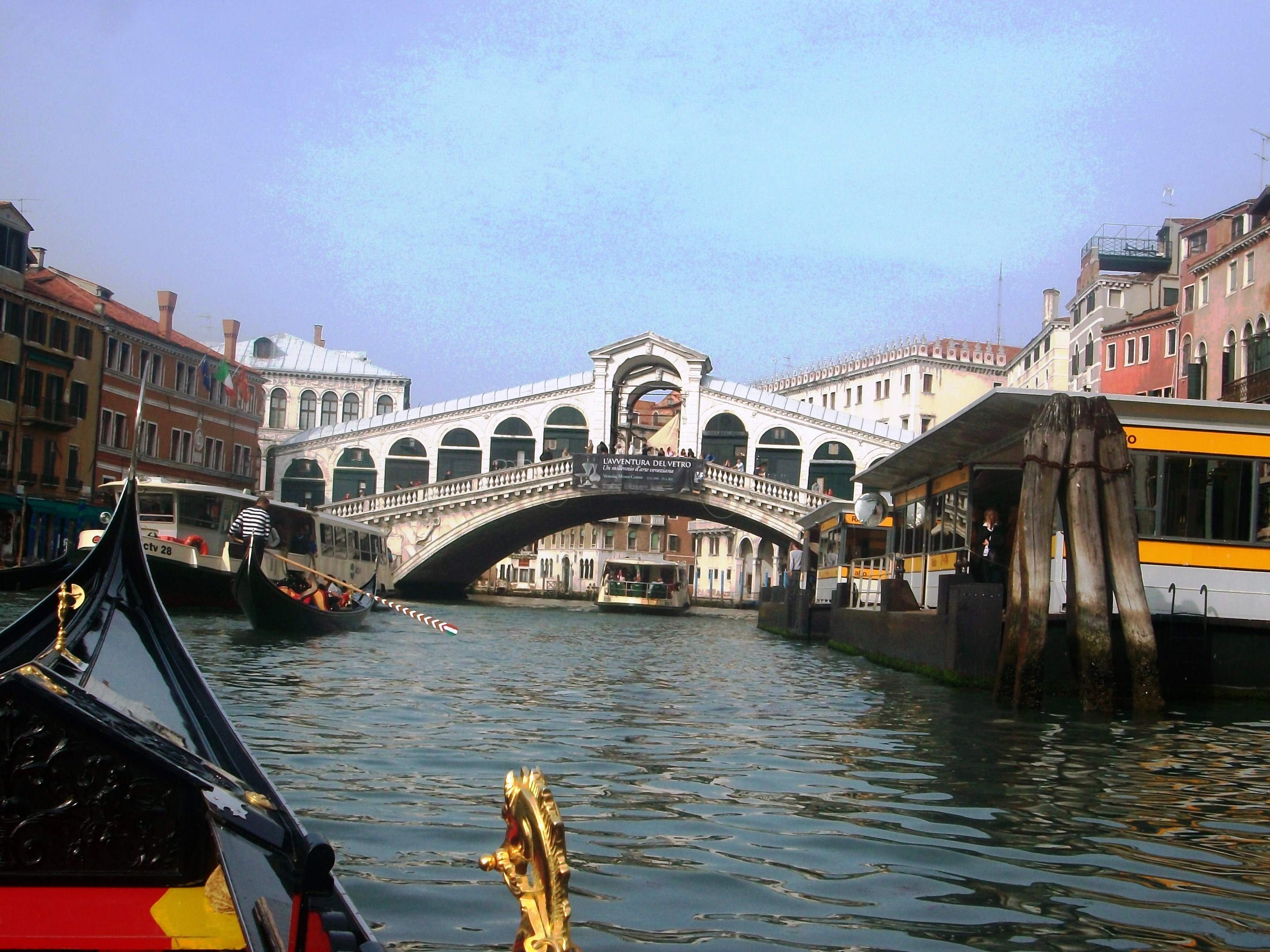 Veneza ponte rialto3.jpg