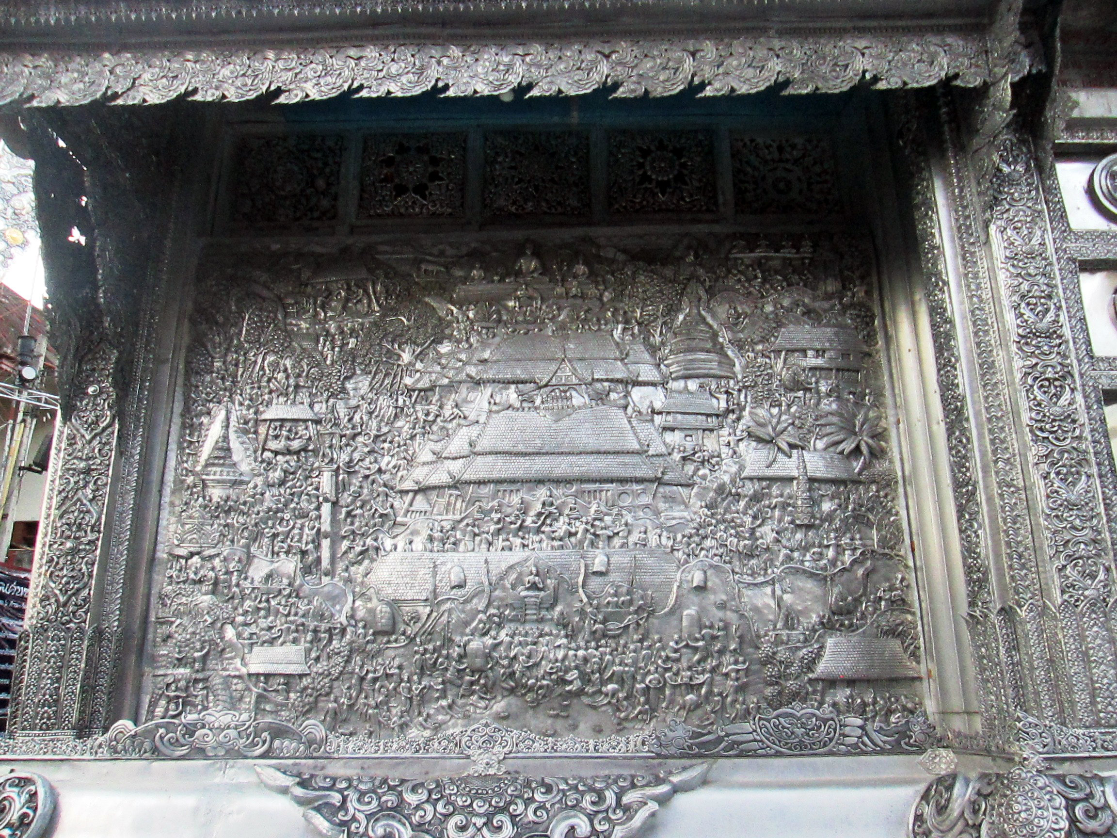 wat-sri-suphan1