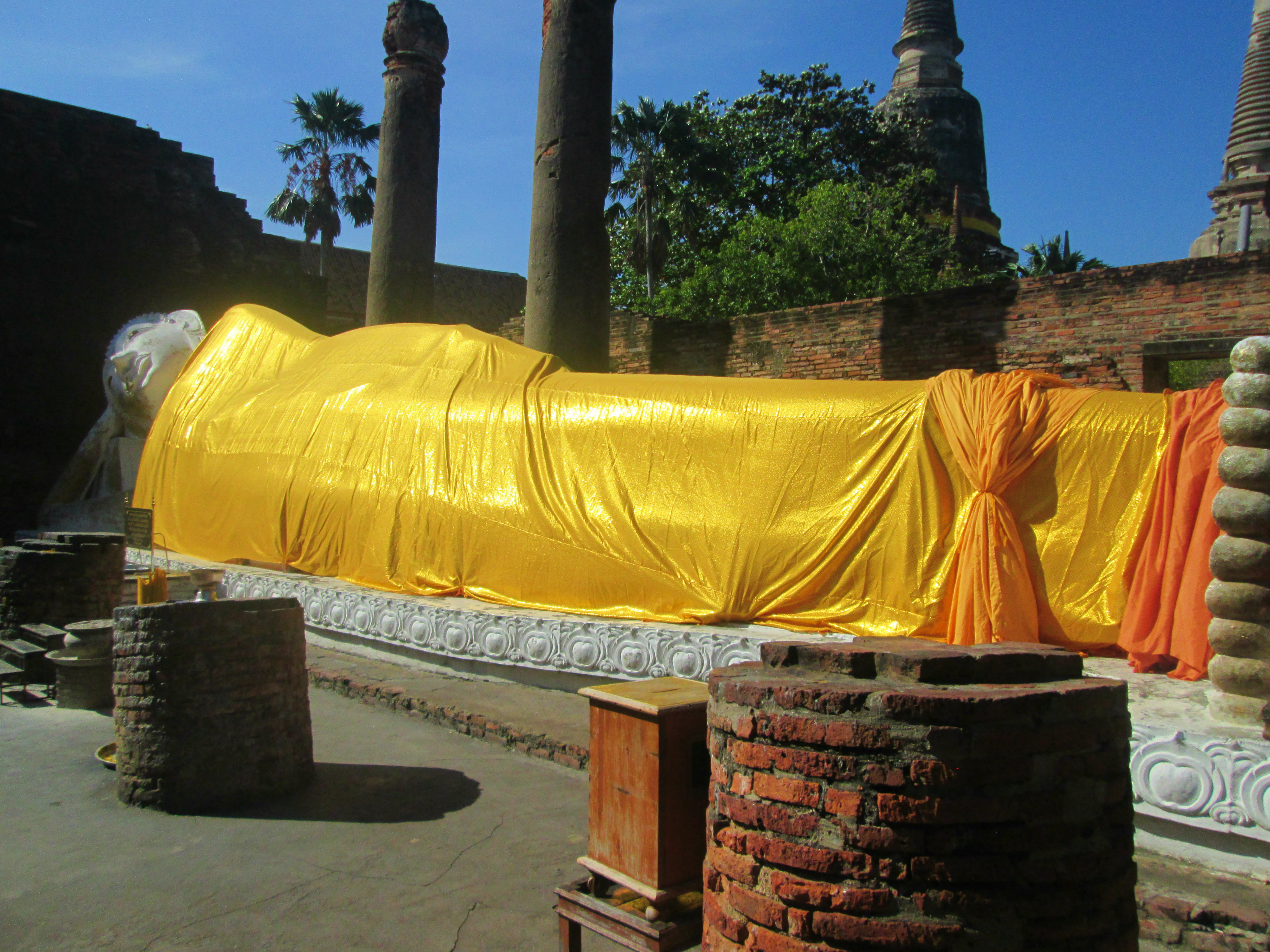 wat-yai-chai-mongkhon12
