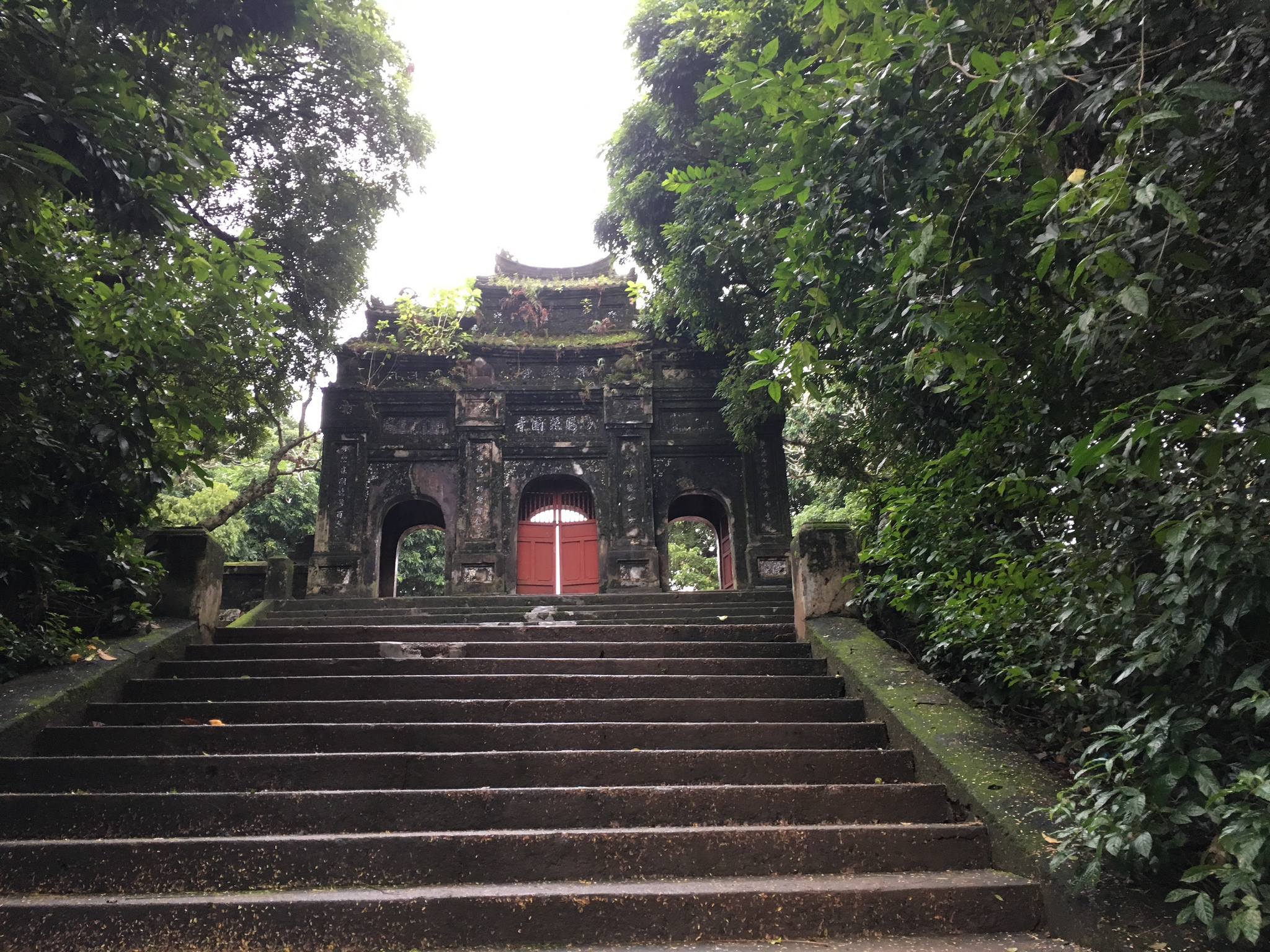 Hue - Pagode Bao Quoc.jpg