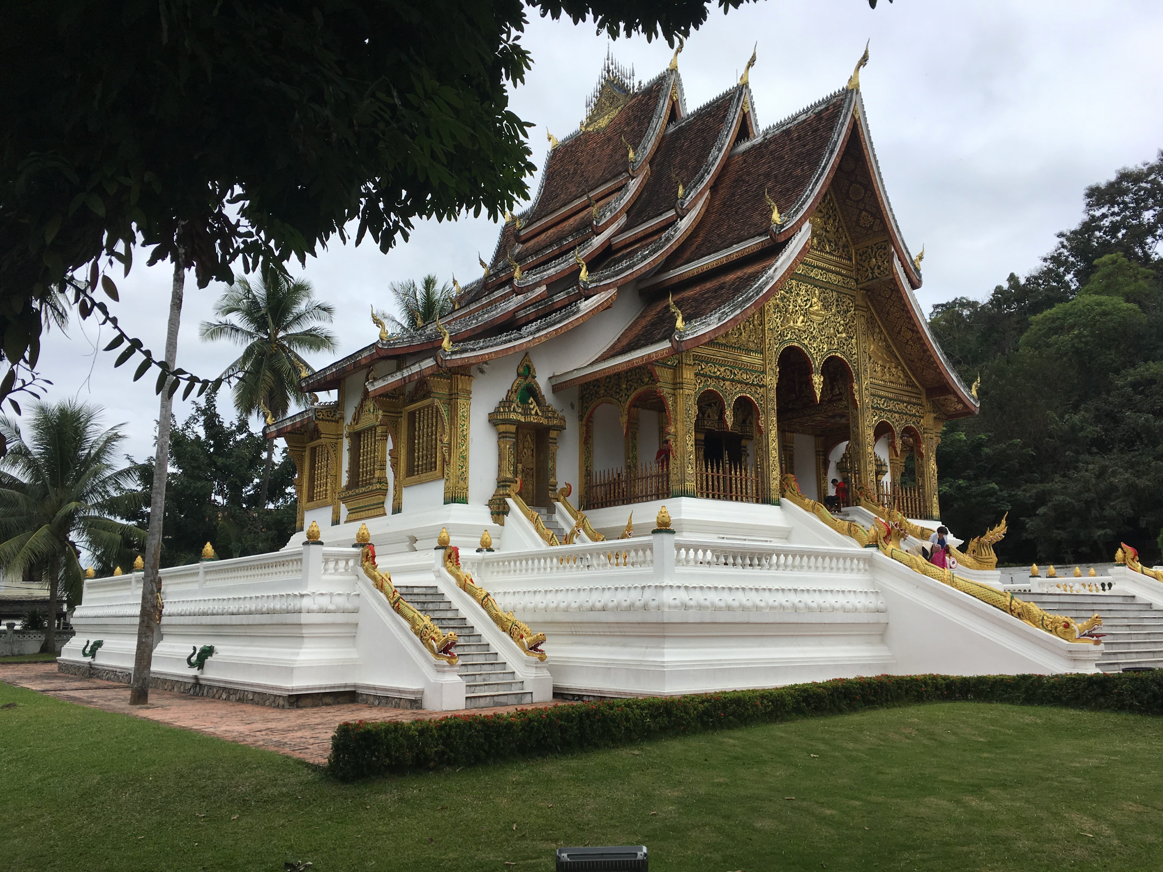 LP - Temples1