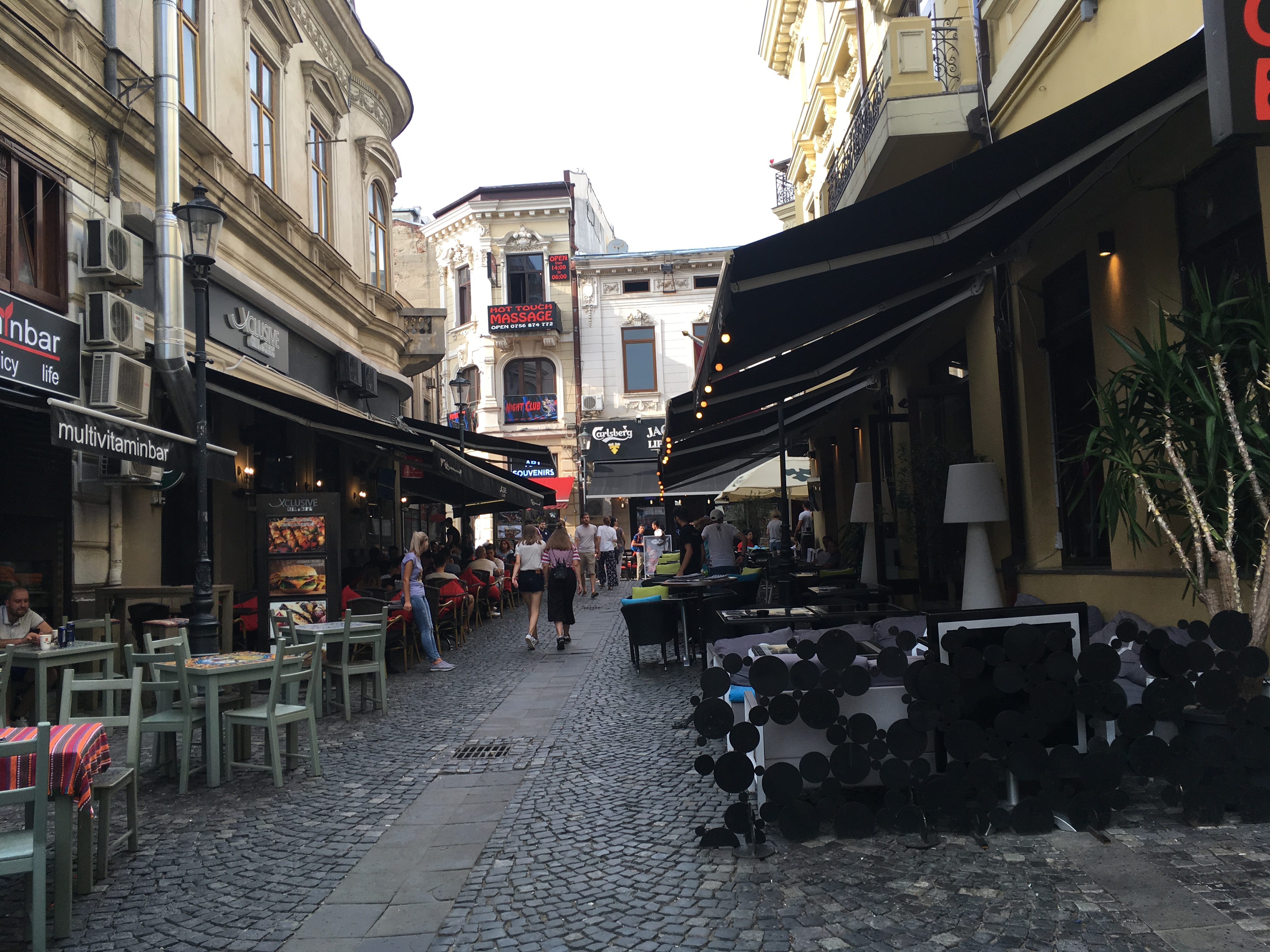 Bucareste - Old TOwn.jpg