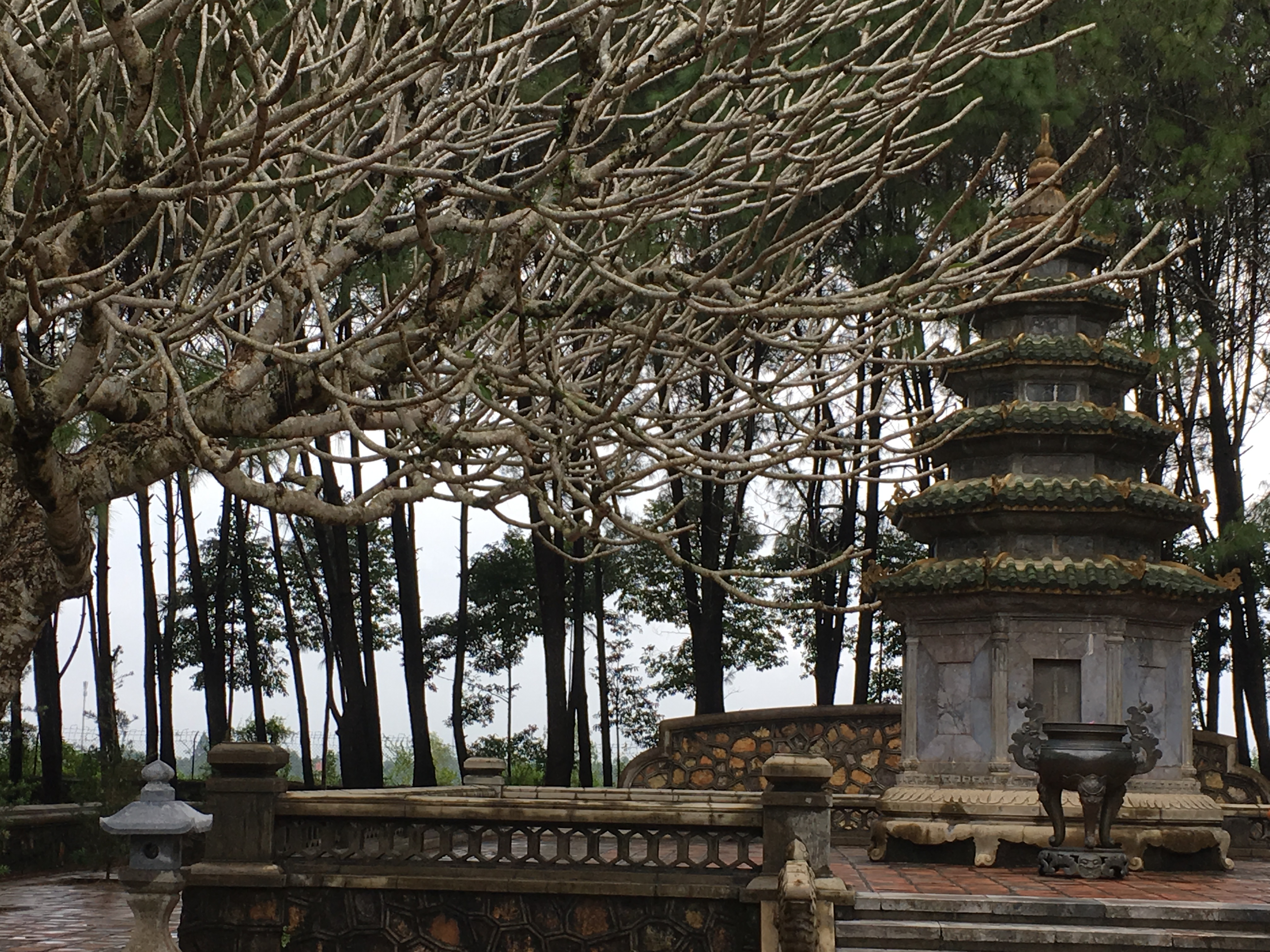 Hue - Thien Mu Pagoda1