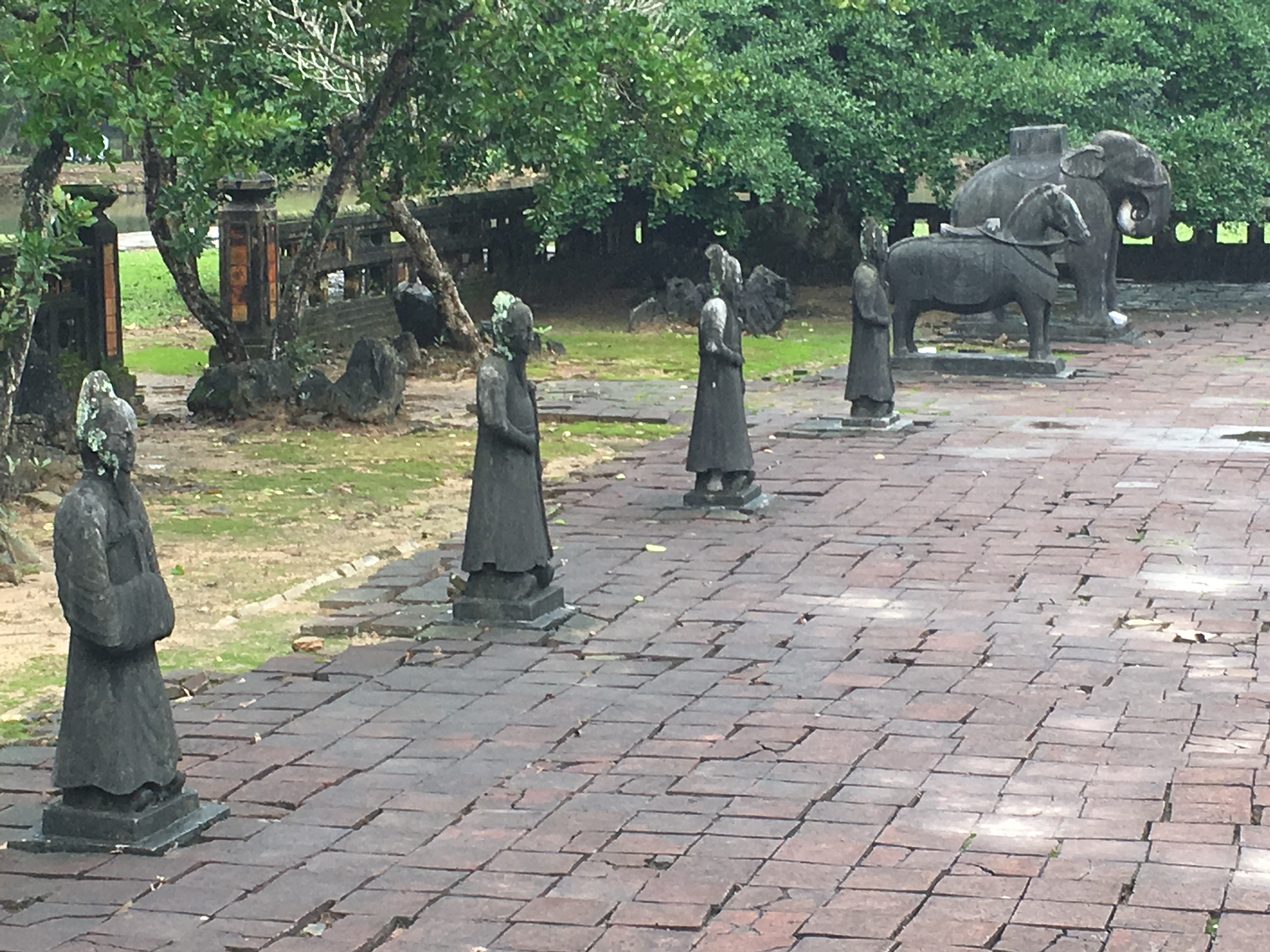 Hue - Dong Khanh Tomb.jpg