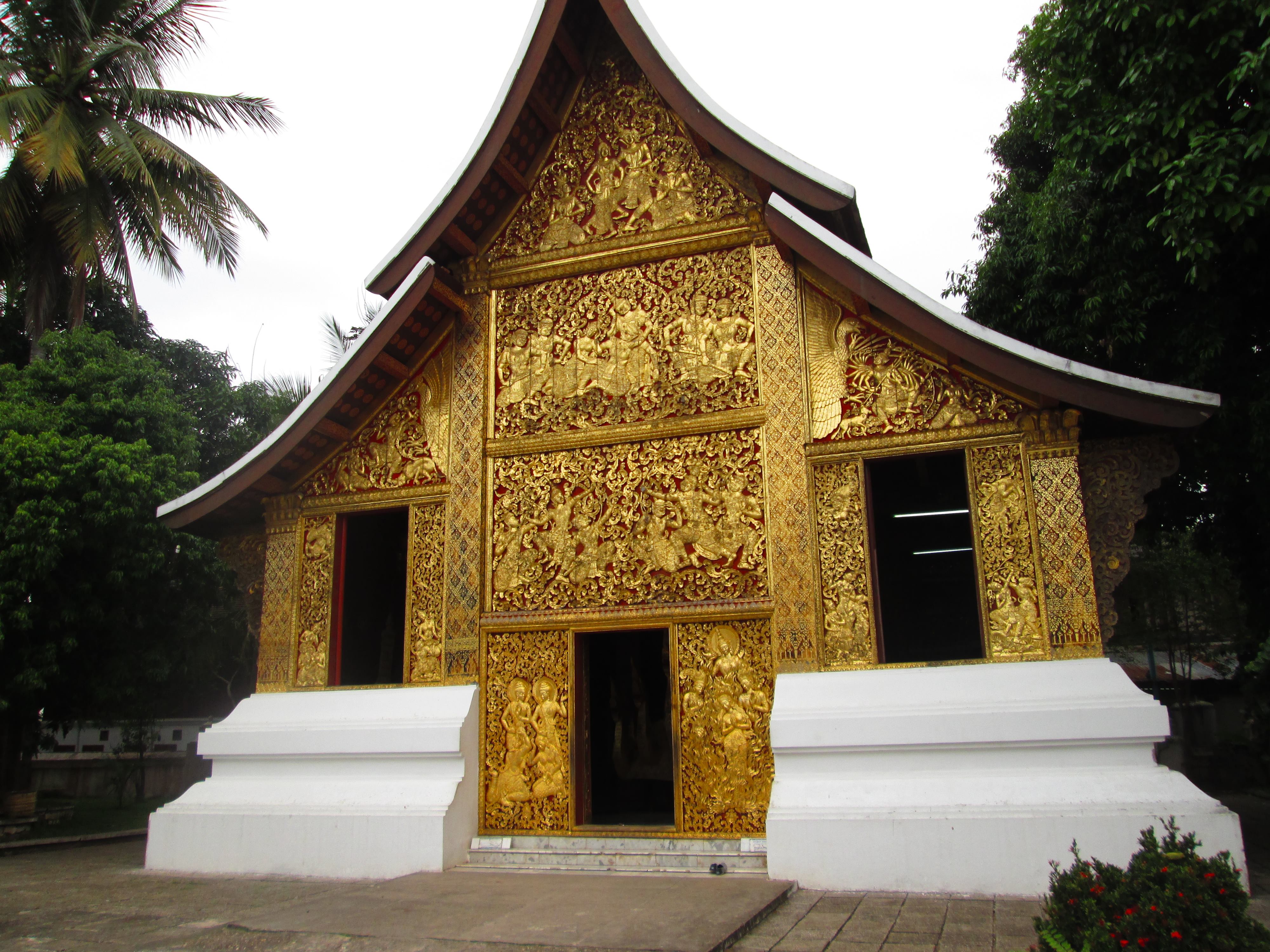 Wat Xieng Tong1- Luang Prabang.jpg