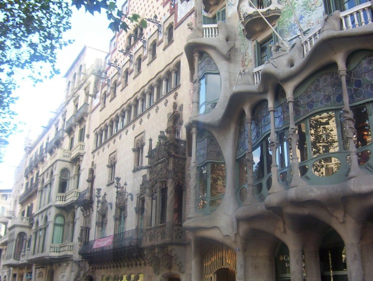 Barcelona by Gaudí Batlló