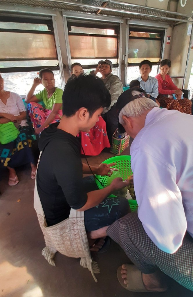 Yangon Bem Vindos a Myanmar 