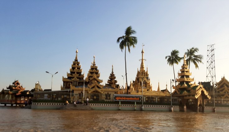 Yangon Bem Vindos a Myanmar 