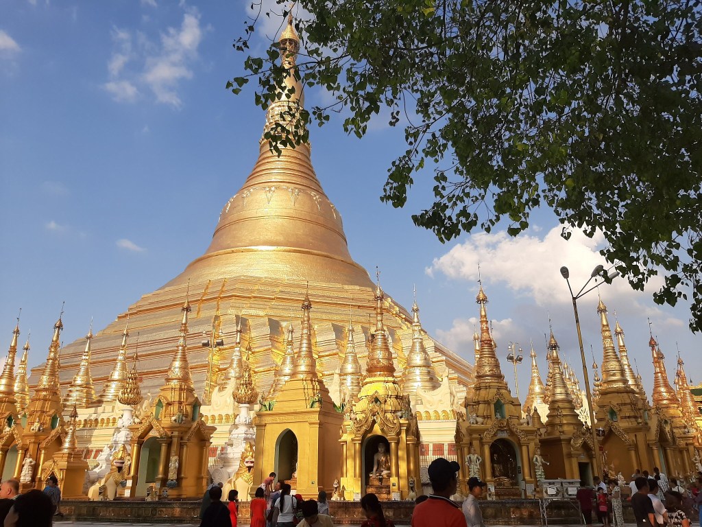 Yangon Bem Vindos a Myanmar 